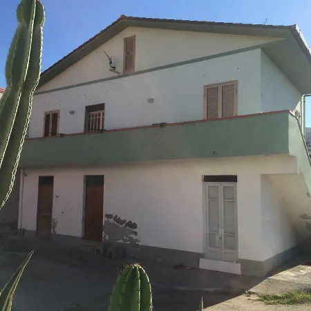 Apartament Xenia Mongiove